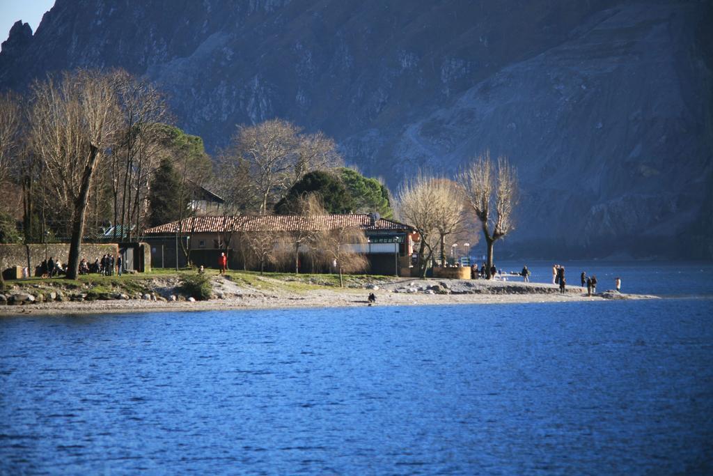 A...Fior Di Lago Abbadia Lariana Extérieur photo